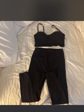 SKIMS Black Seamless Sports Bra and Bike Shorts Set